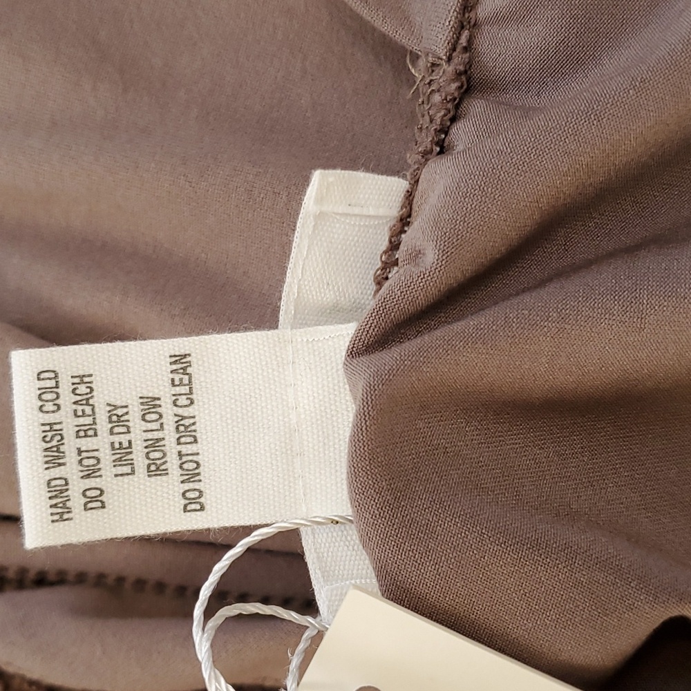 Size small jumpsuit. - Picture 10 of 10
